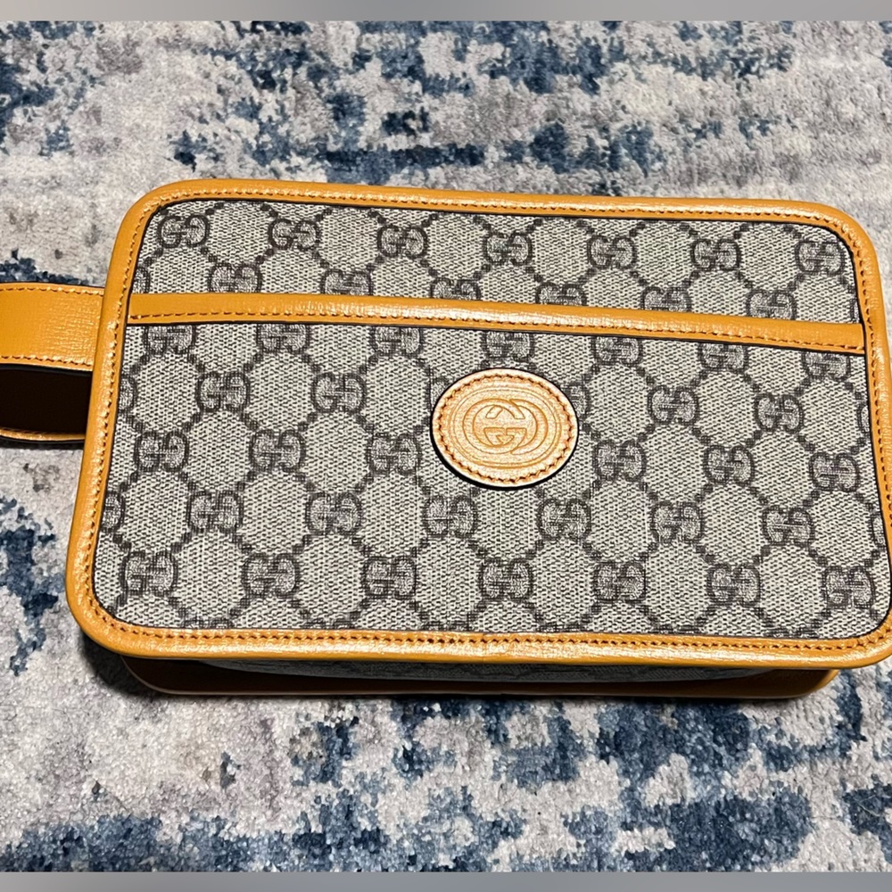 Gucci toiletry case
